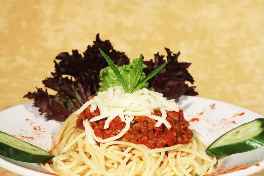 Bolonez Soslu Makarna